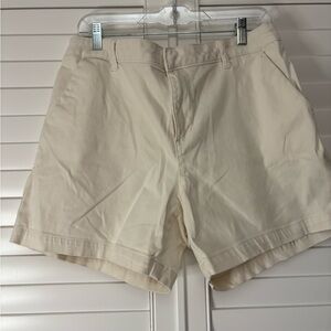 Banana Republic Cream Women's Bermudas